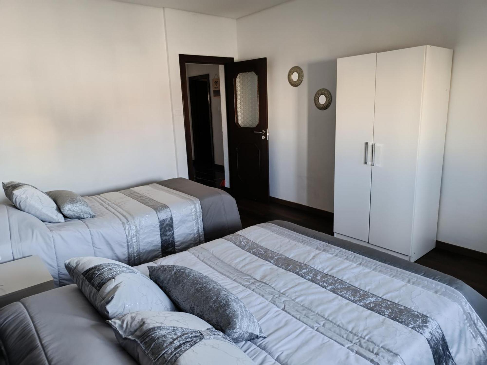 Reis Apartment Porto Luaran gambar