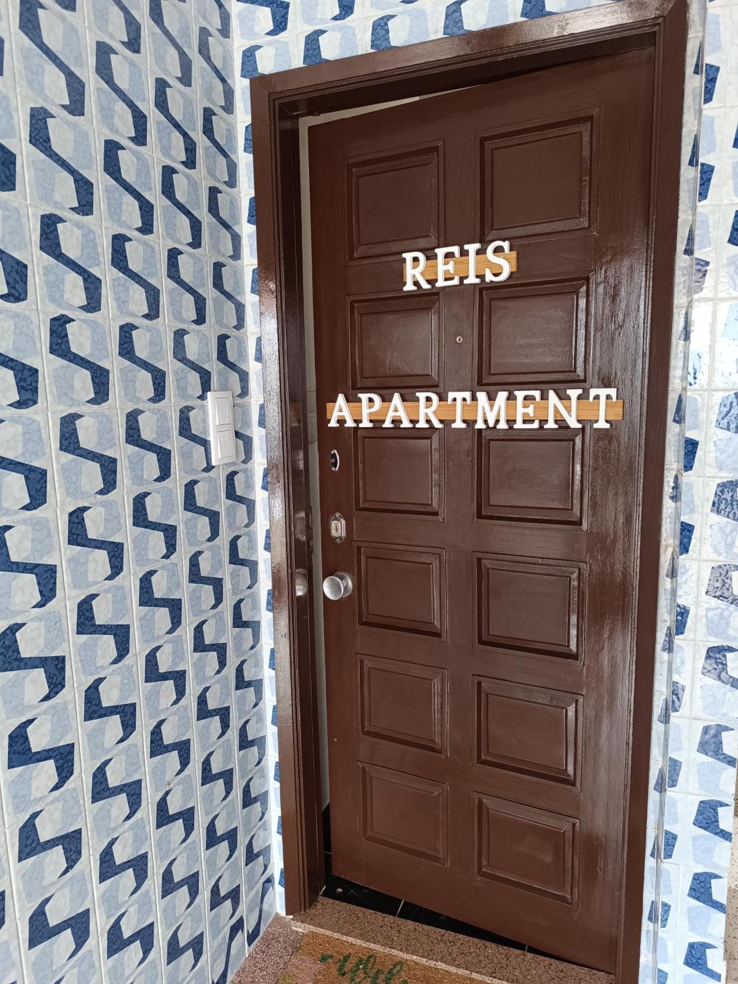 Reis Apartment Porto Luaran gambar